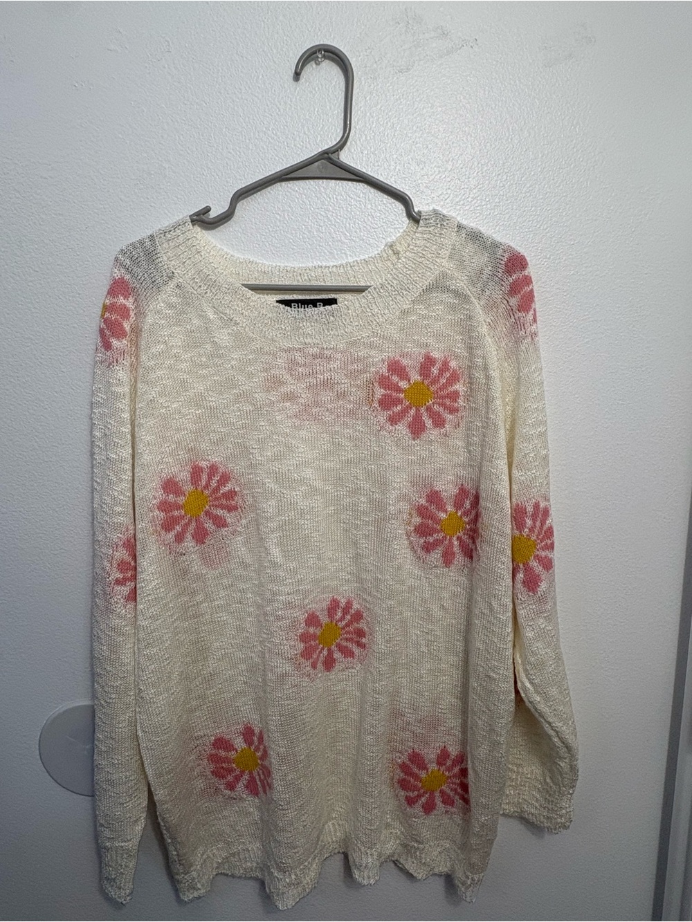 Cream Floral Crewneck Sweater with Pink Daisy Motif